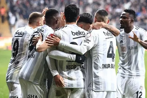 بشكتاش يتغلب على ميتيلاند في تصفيات الدوري الأوروبي